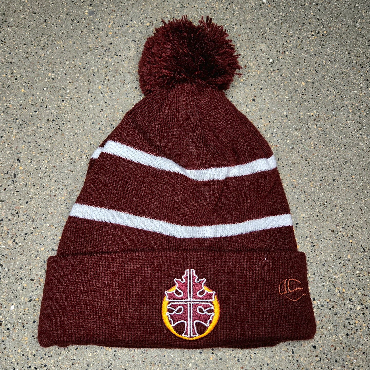 Oak Grove Marron/White Beanie